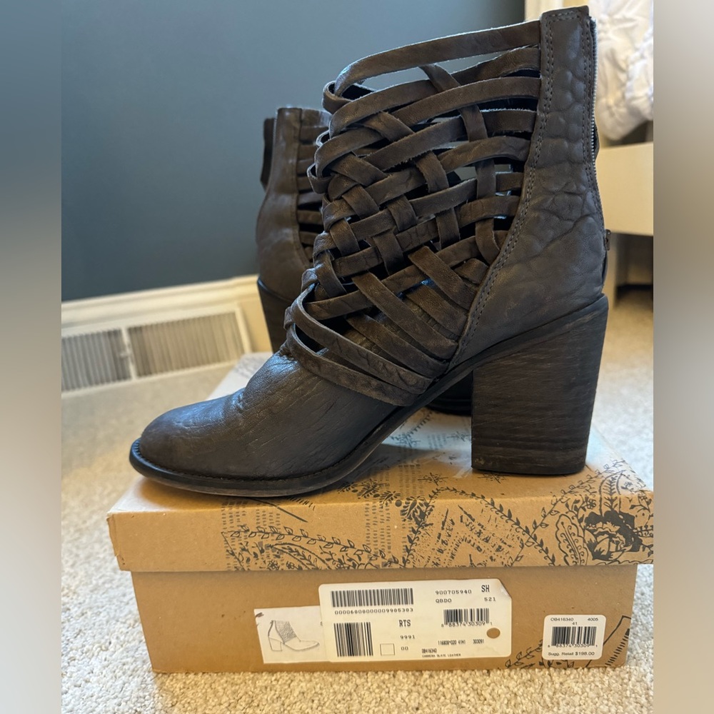 Free People Slate Booties size 41